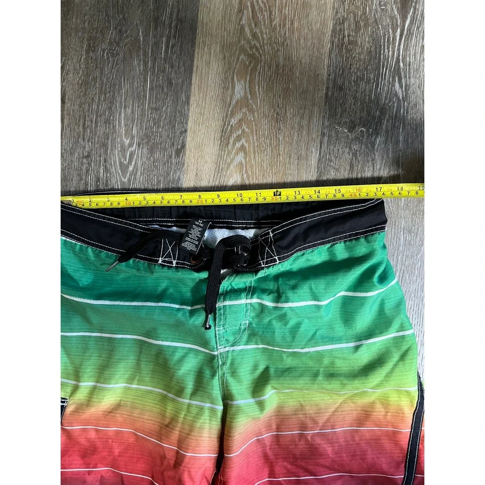 OP Board Shorts Mens Medium Multi Color Excellent Rainbow Stripe Swim Trunks